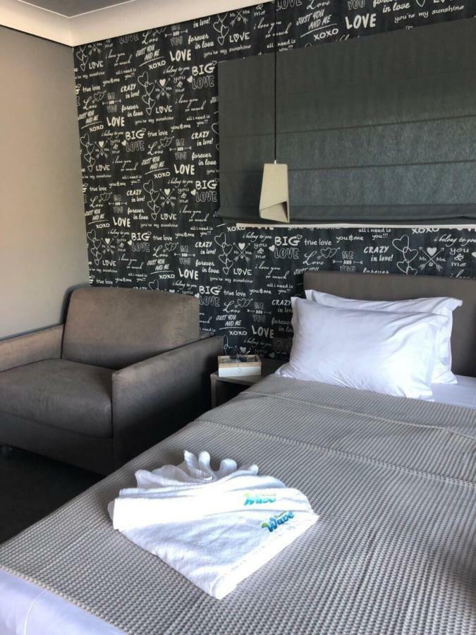 Barocco Wave Hotel Скала-Потамиас Экстерьер фото