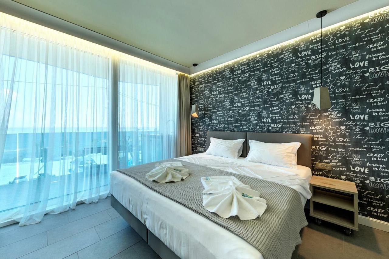 Barocco Wave Hotel Скала-Потамиас Экстерьер фото