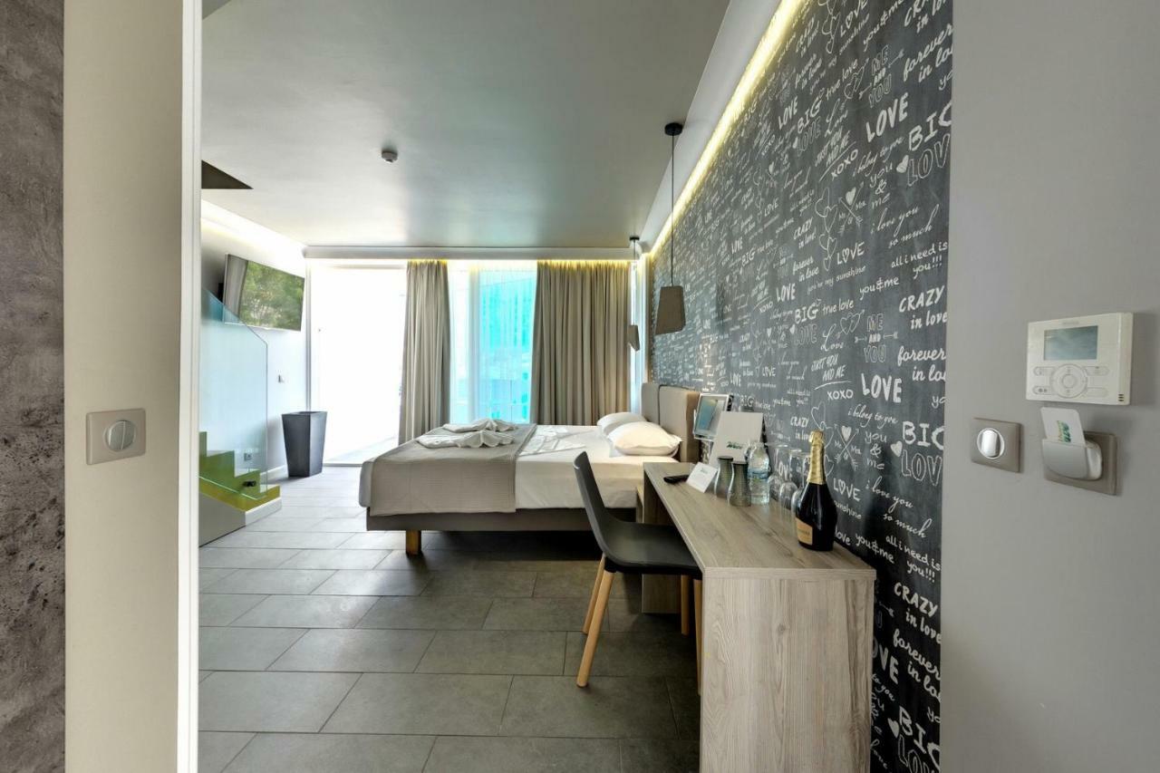 Barocco Wave Hotel Скала-Потамиас Экстерьер фото